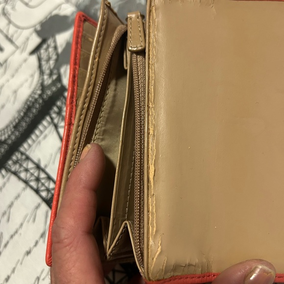 Y2K Coach Ashley Pleated Leather Tri-Fold Leather Wallet Coral - Picture 8 of 8